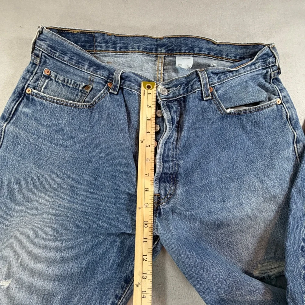 Levis 501 Original Fit Button Fly Jeans Medium Wash Denim 38x32 Distressed